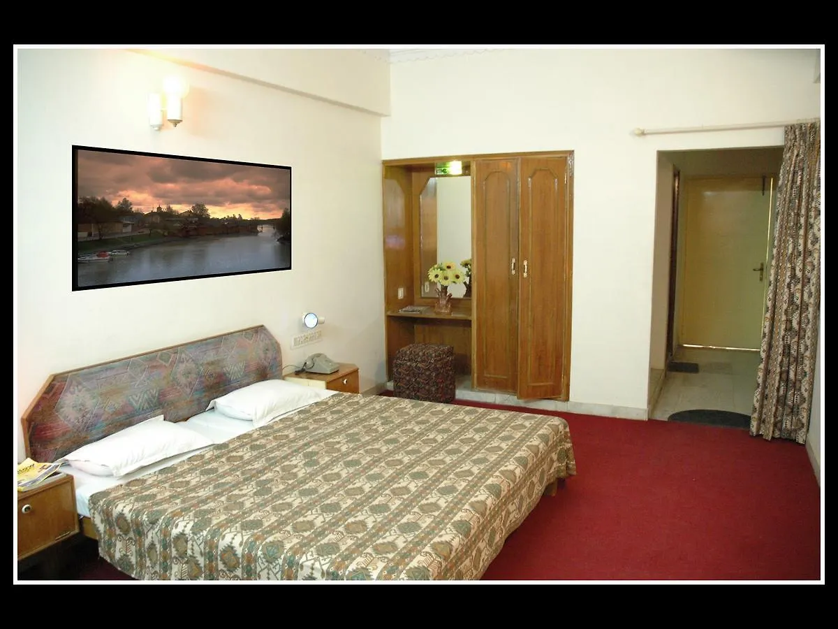 Saheli Palace Udaipur Hotel